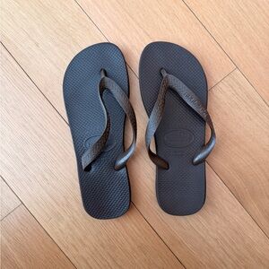Havaianas Brown Rubber Flip Flops